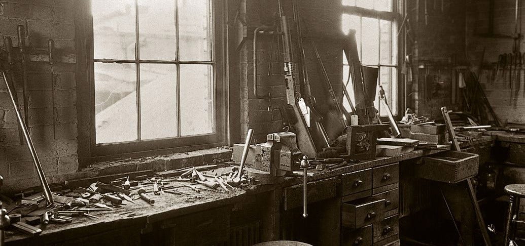 Auto-5, BAR, B25, Hi-Power, 1900: focus on 5 Browning guns that have each sold over 1 million